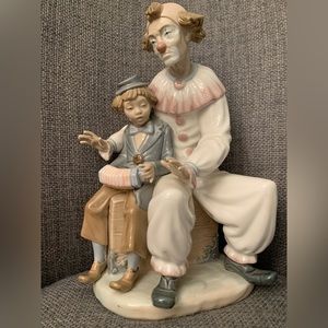 Lladro NAO Lesson of Music Clown Boy Accordion Figurine